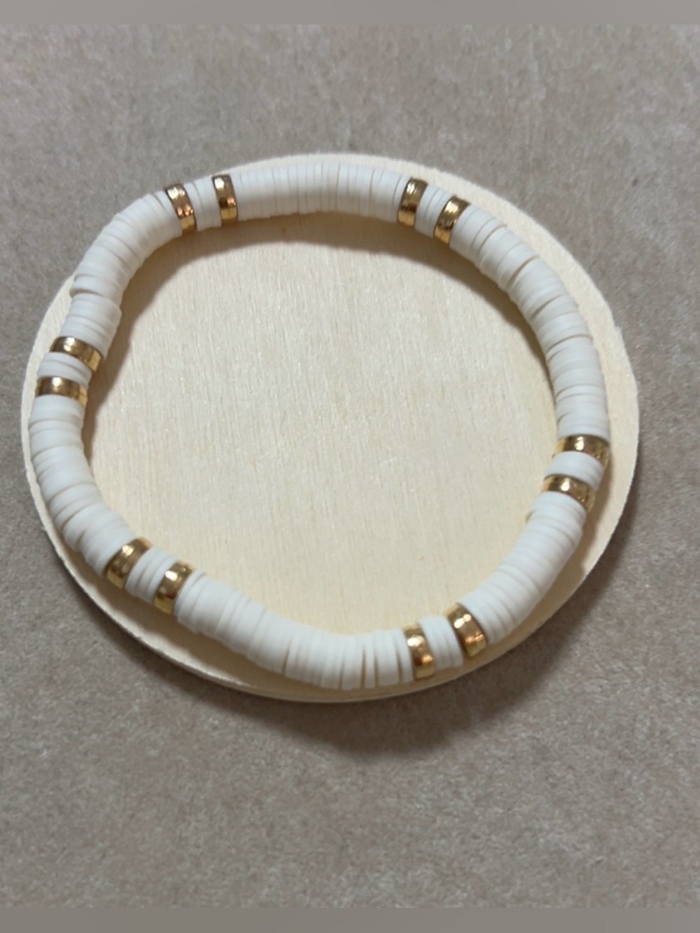 Cream and Gold Beaded Stretch Bracelet
